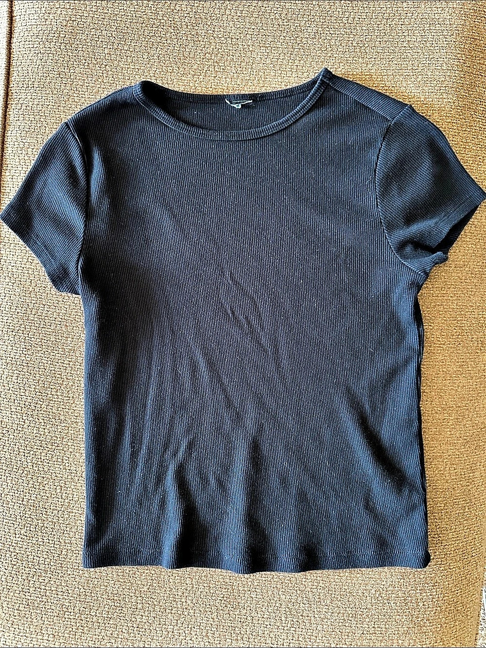 Black Short Sleeve Ribbed Tee